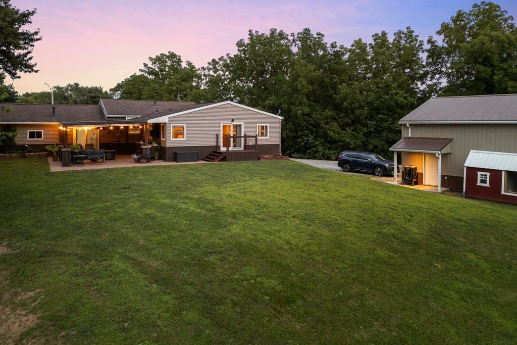 626 S Mississippi Street, Blue Grass, IA 52726 — exterior view