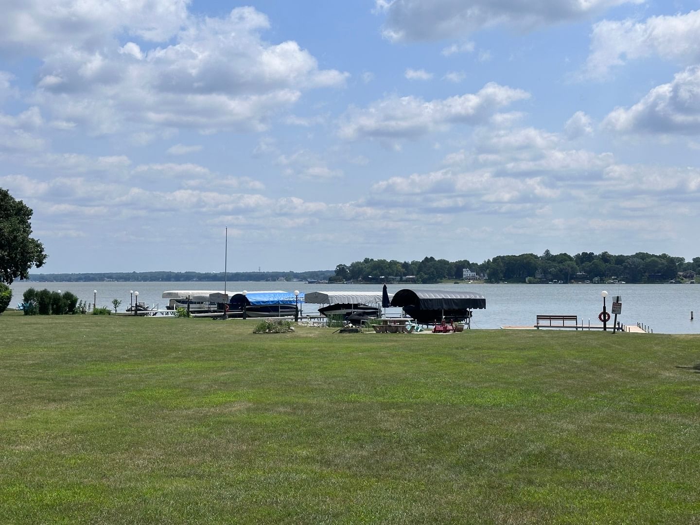 38 N Holly Avenue, Fox Lake, IL 60020 — all view
