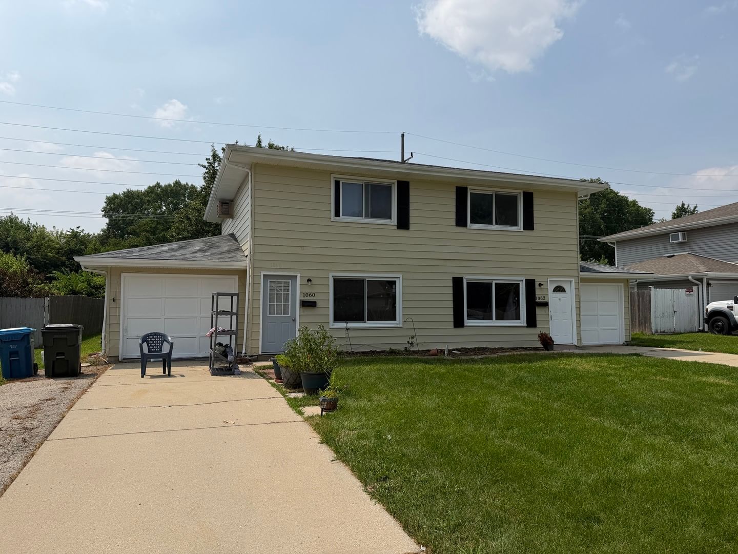 1060 & 1062 N Highland Avenue, Aurora, IL 60506 — exterior front view