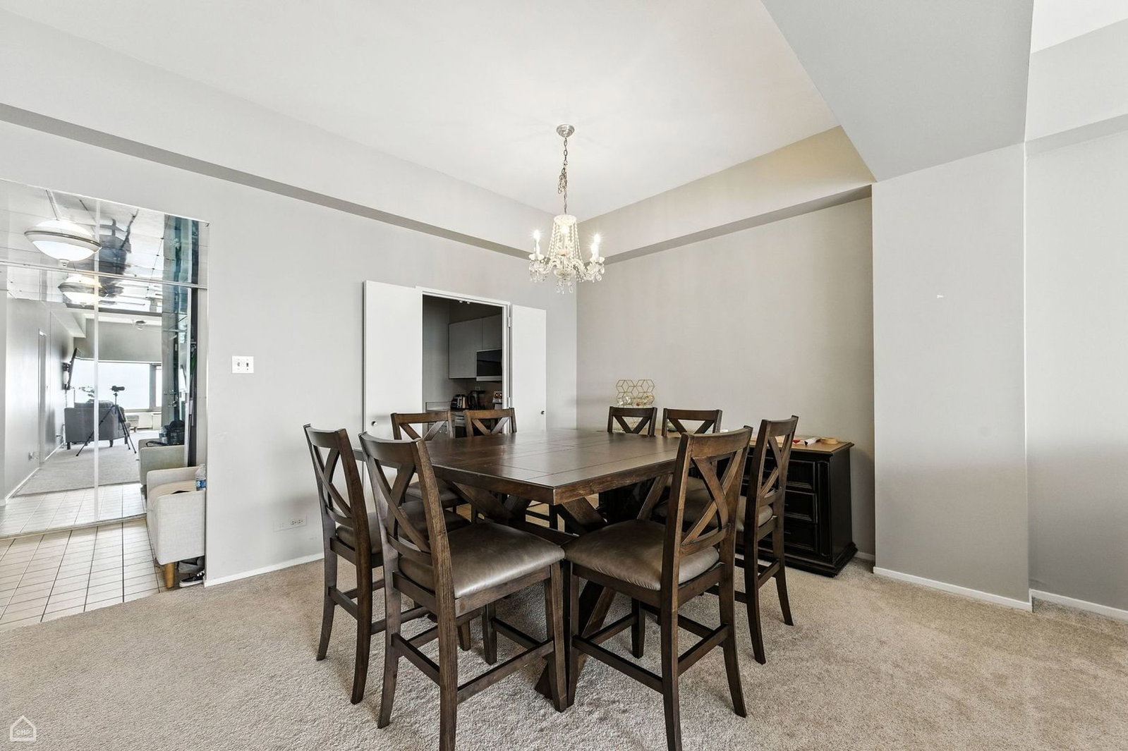 175 E Delaware Place #5501, Chicago, IL 60611 — living view