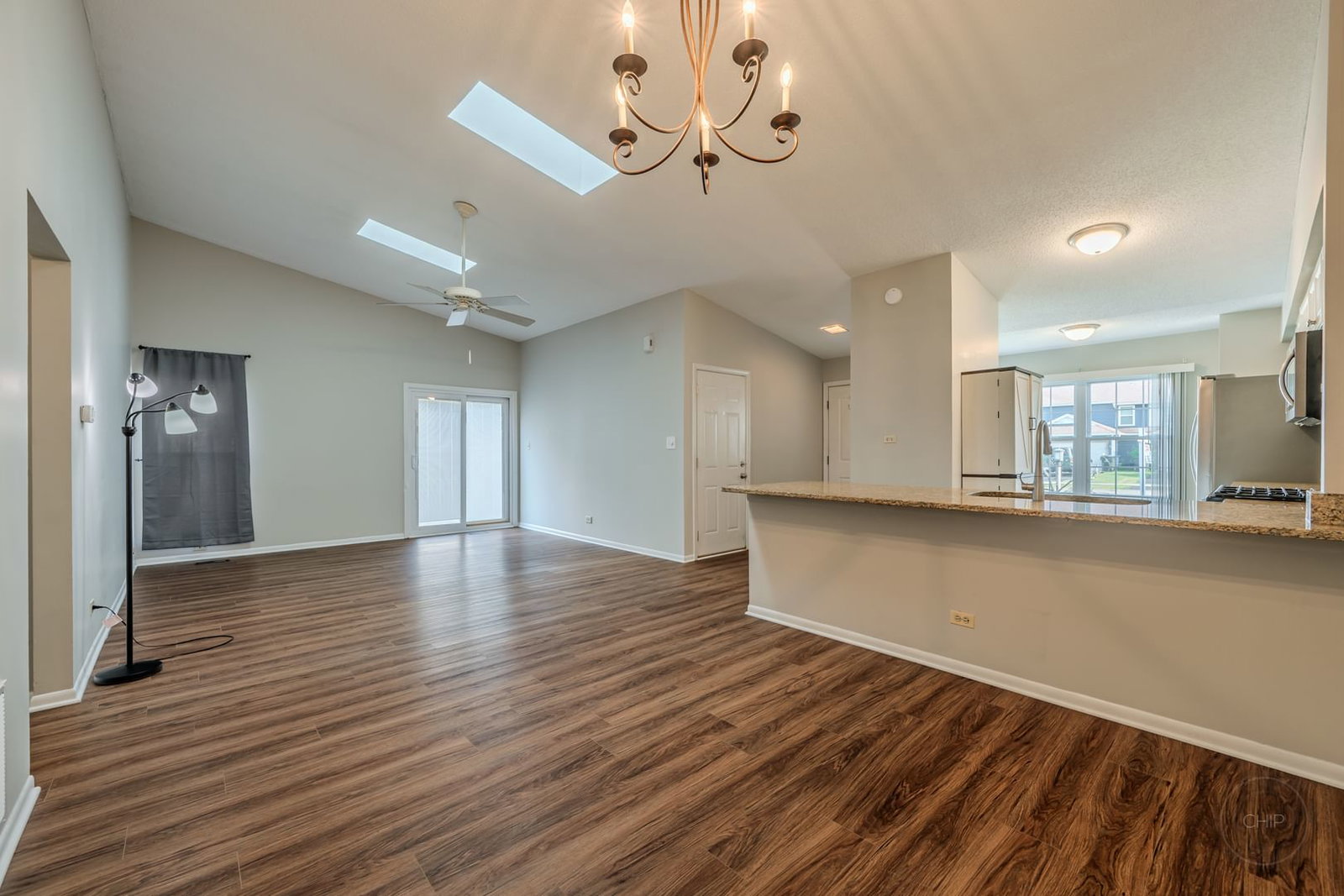 1846 SHETLAND Road, Naperville, IL 60565 — kitchen view