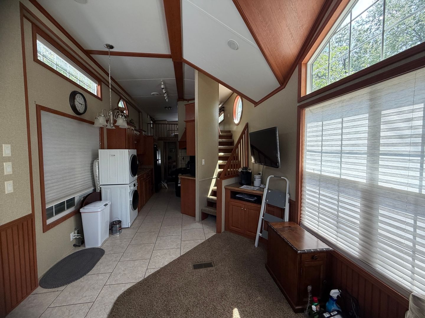 4-30 Woodhaven Lakes , Sublette, IL 61367 — living view