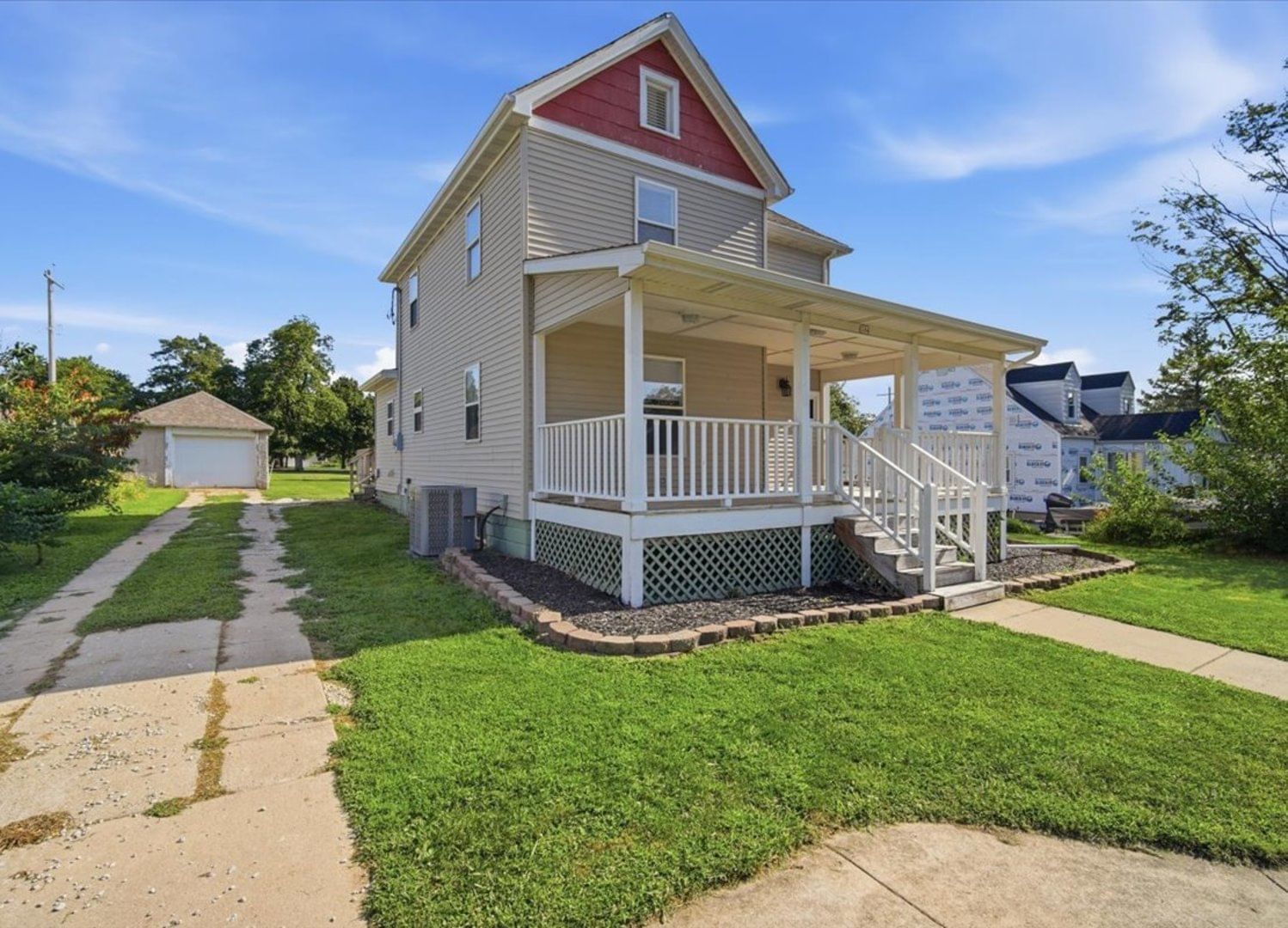 304 E Franklin Street, Carlock, IL 61725 — exterior view