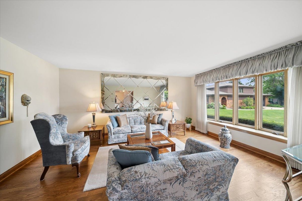13332 Medina Drive, Orland Park, IL 60462 — kitchen view