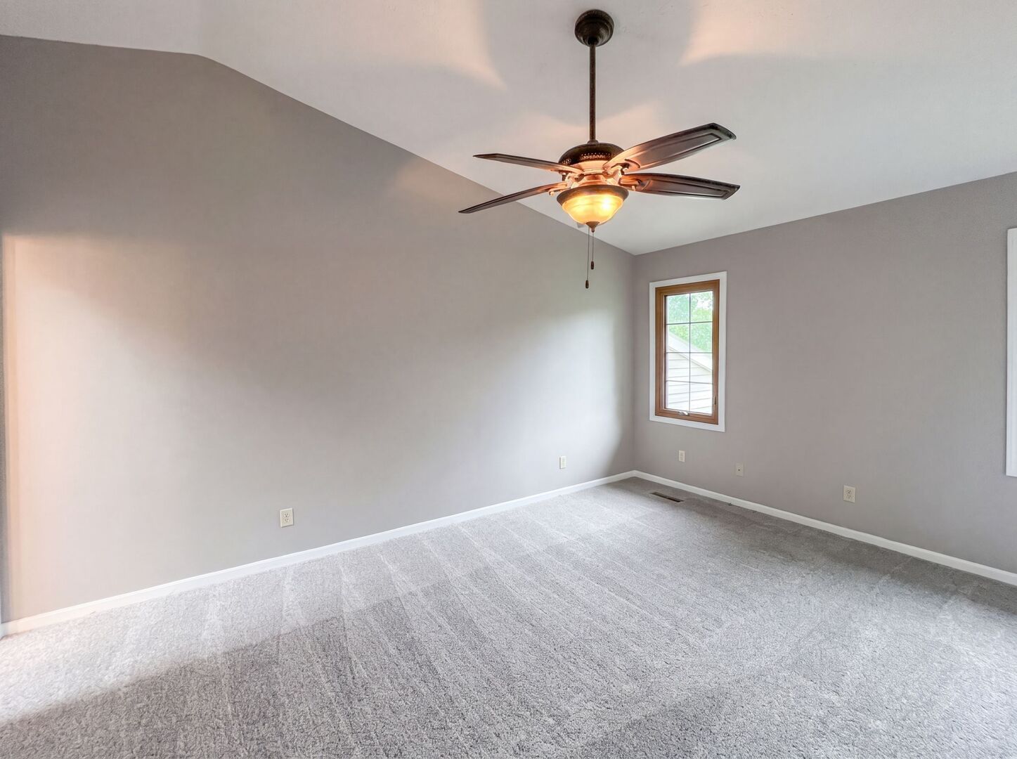 1503 Featherstone Road, Rockford, IL 61107 — kitchen view