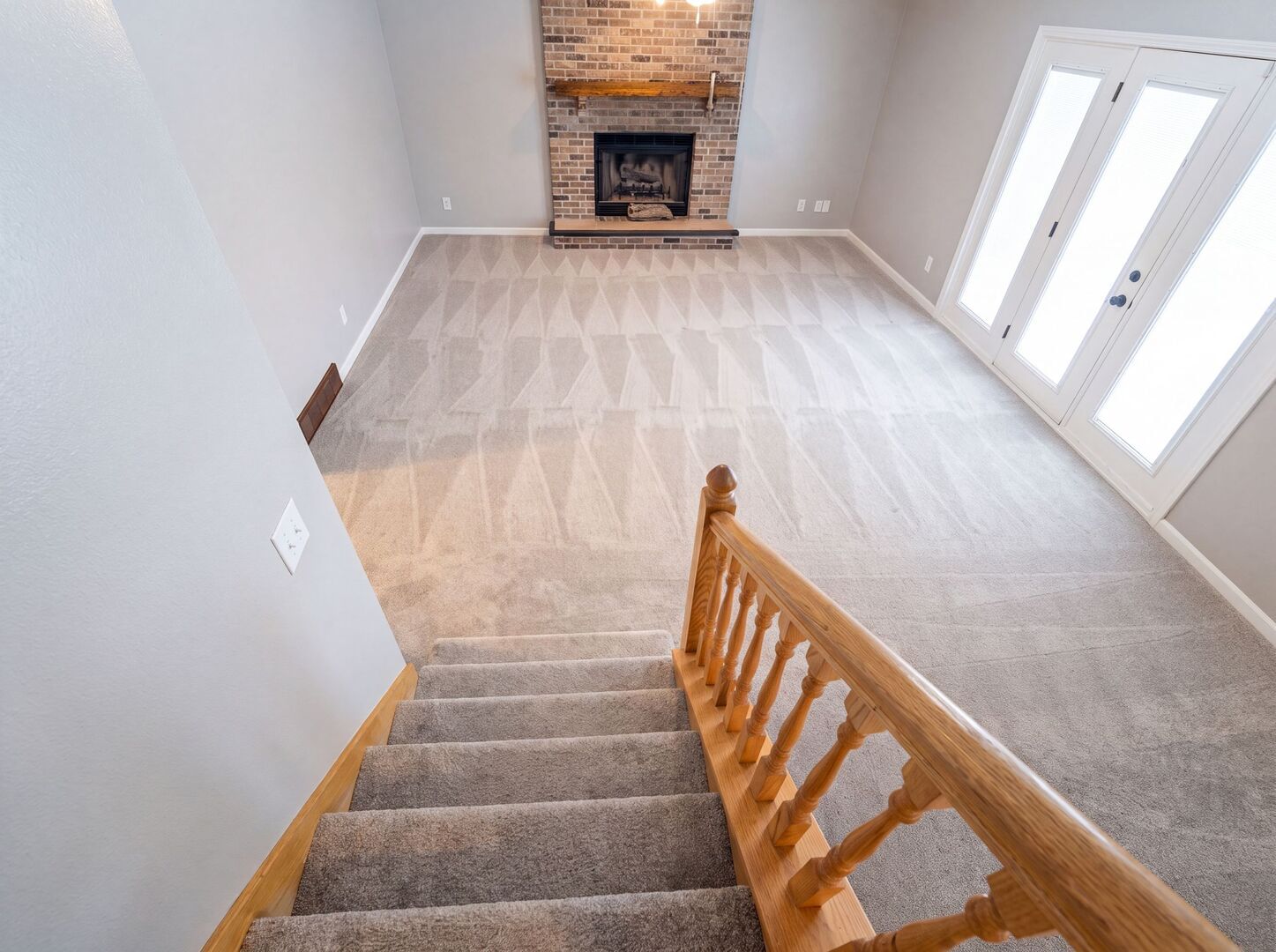 1503 Featherstone Road, Rockford, IL 61107 — exterior view
