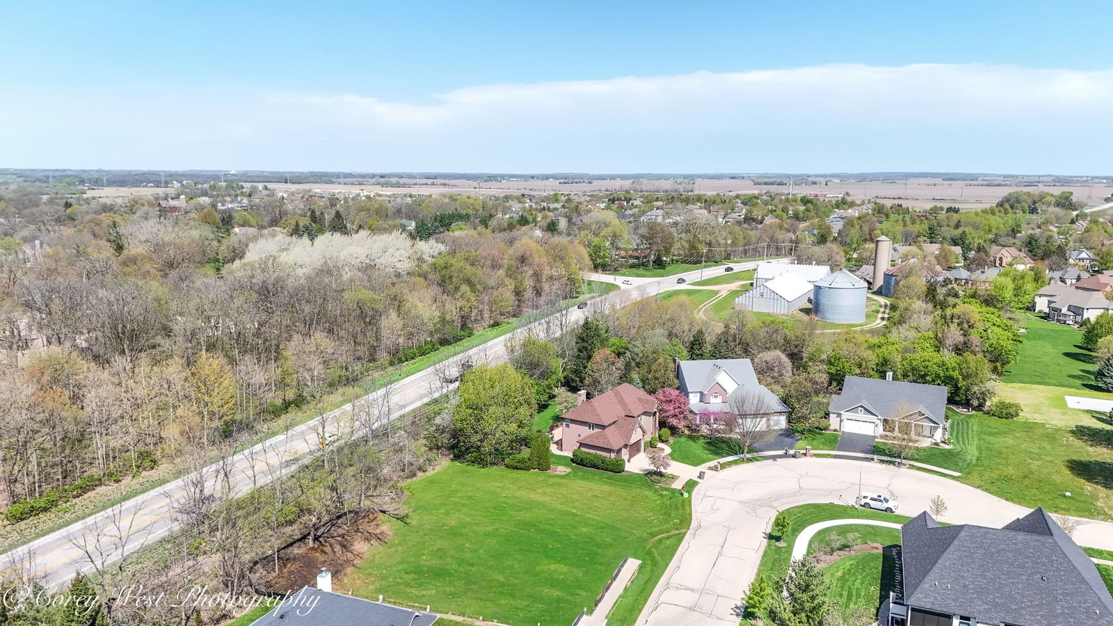 625 Sheffield Circle, Sugar Grove, IL 60554 — exterior view