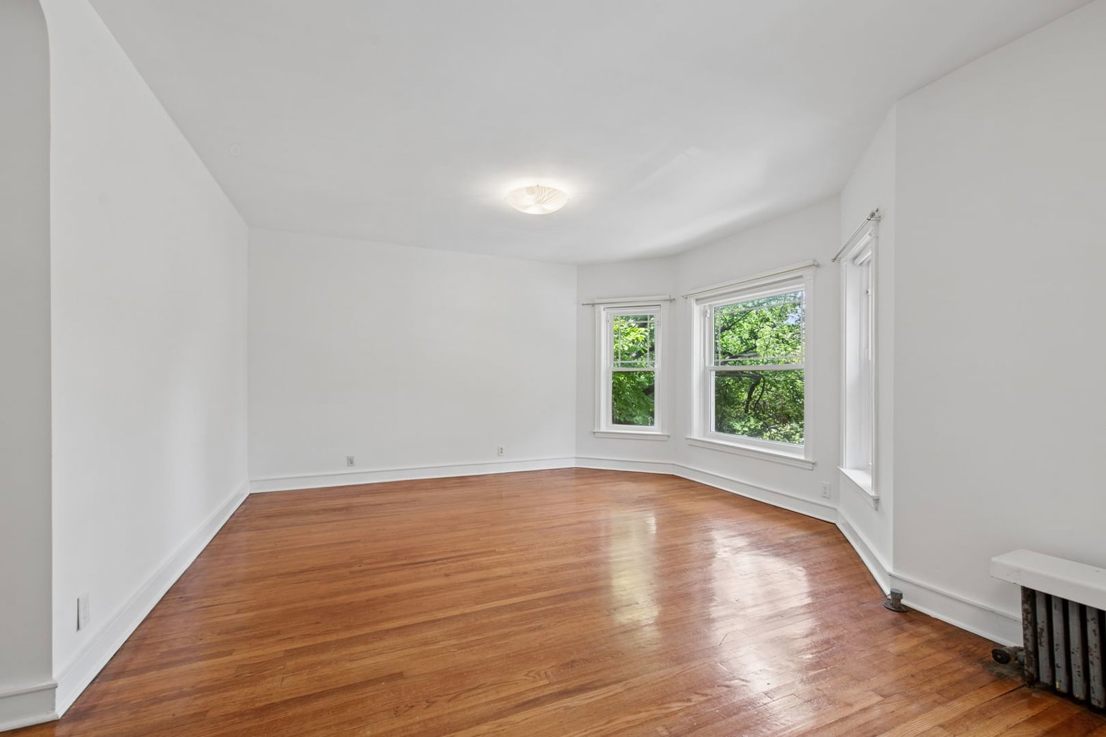 5715 S Blackstone Avenue #2S, Chicago, IL 60637 — kitchen view