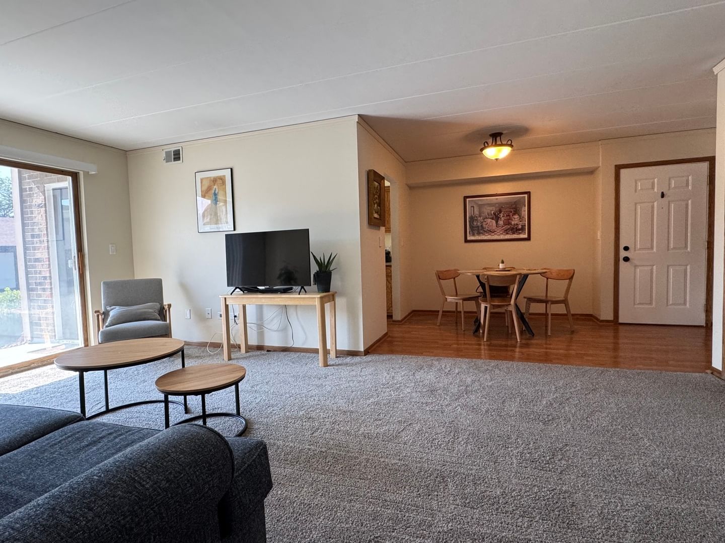 4924 Circle Court #404, Crestwood, IL 60418 — kitchen view