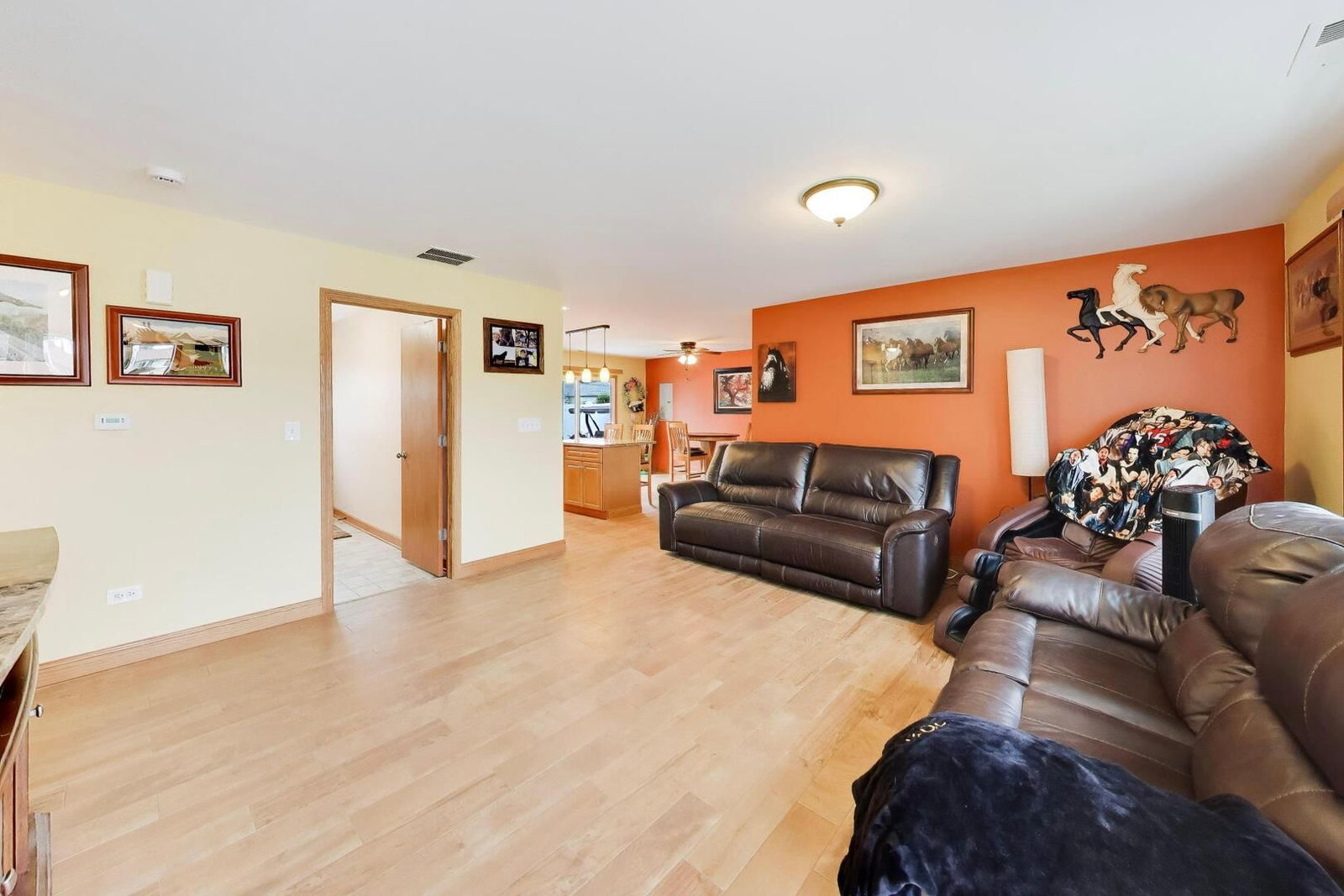 519 Kenyon Avenue, Romeoville, IL 60446 — exterior view