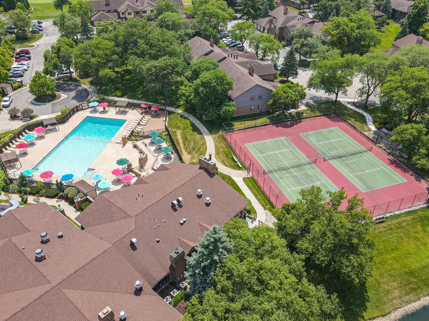 7737 W Golf Drive #302, Palos Heights, IL 60463 — exterior view