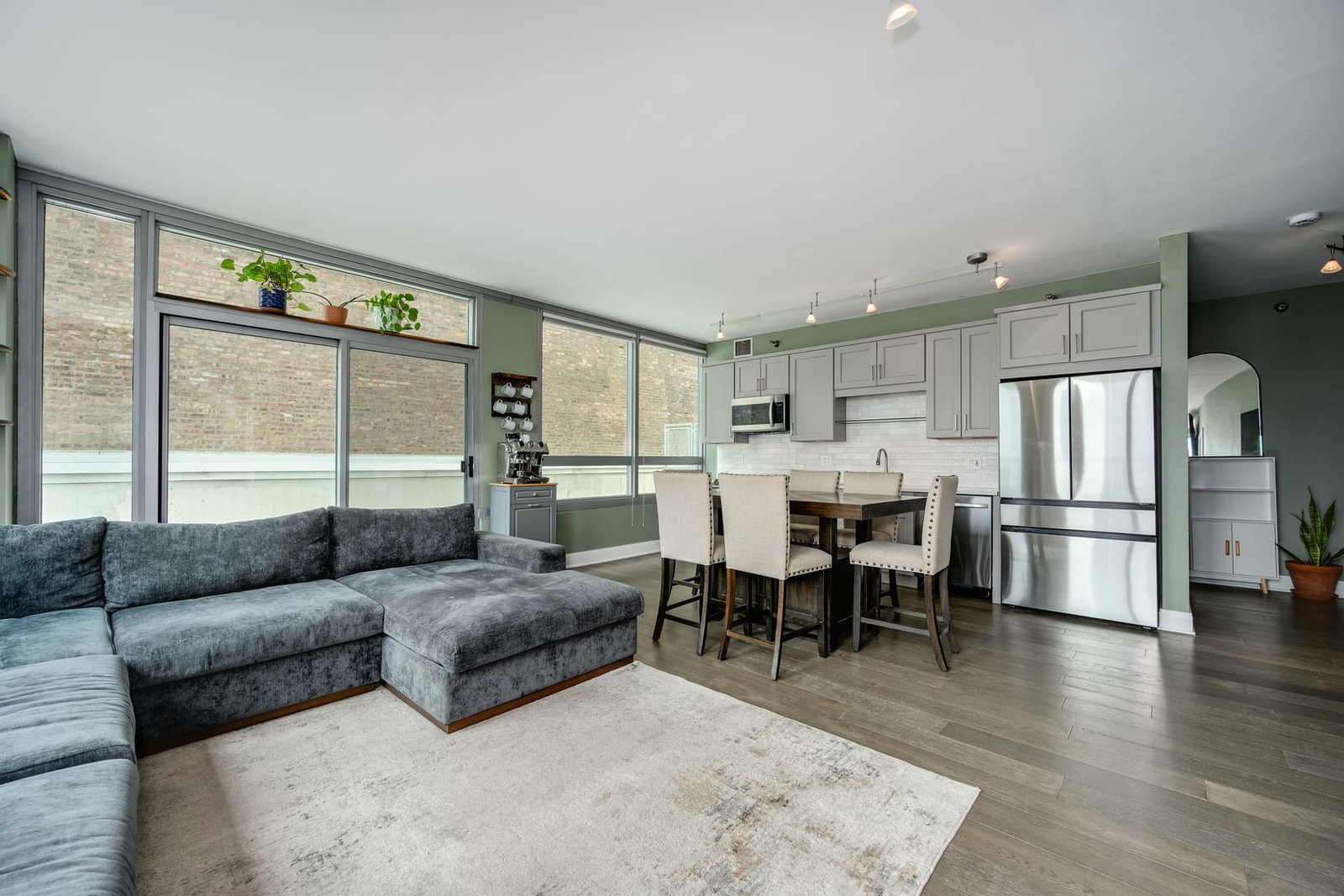701 S Wells Street #804, Chicago, IL 60607 — kitchen view