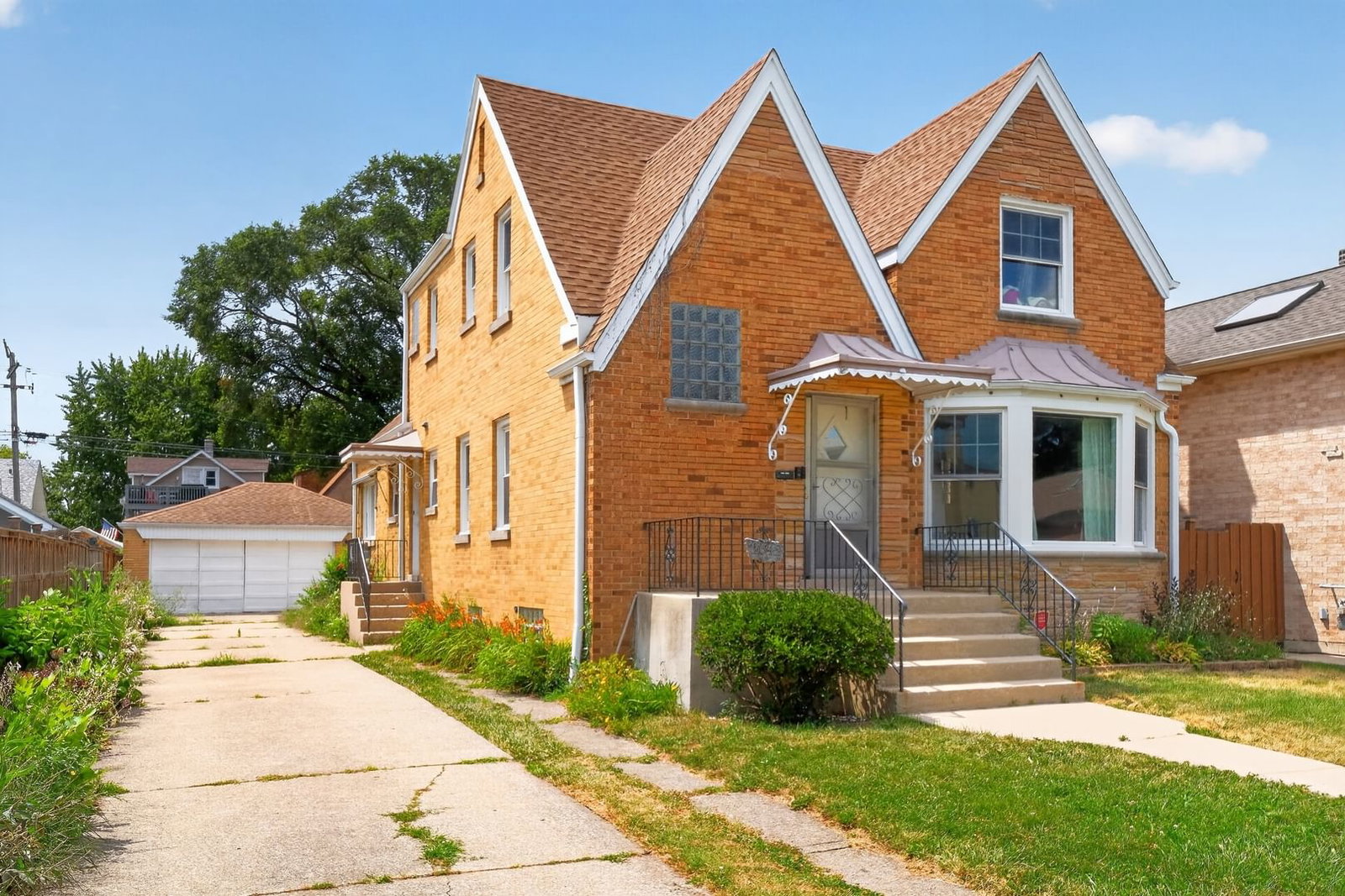 2642 N Nordica Avenue, Chicago, IL 60707 — exterior view