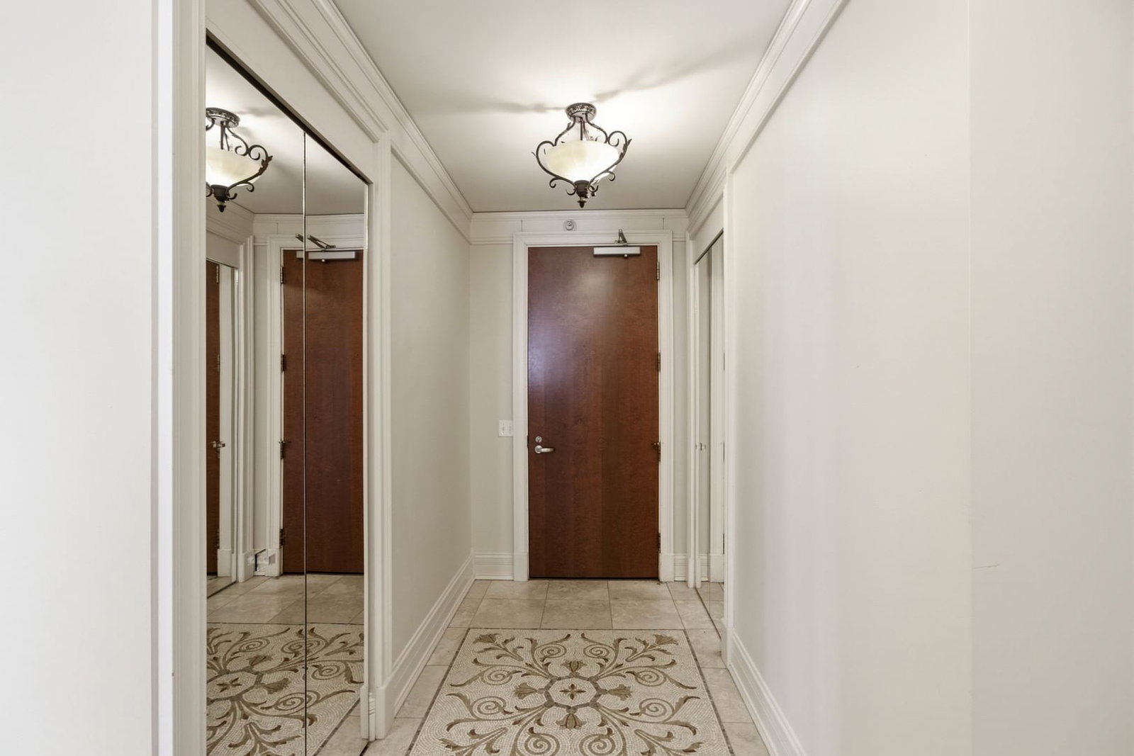 201 N WESTSHORE Drive #1202, Chicago, IL 60601 — exterior view