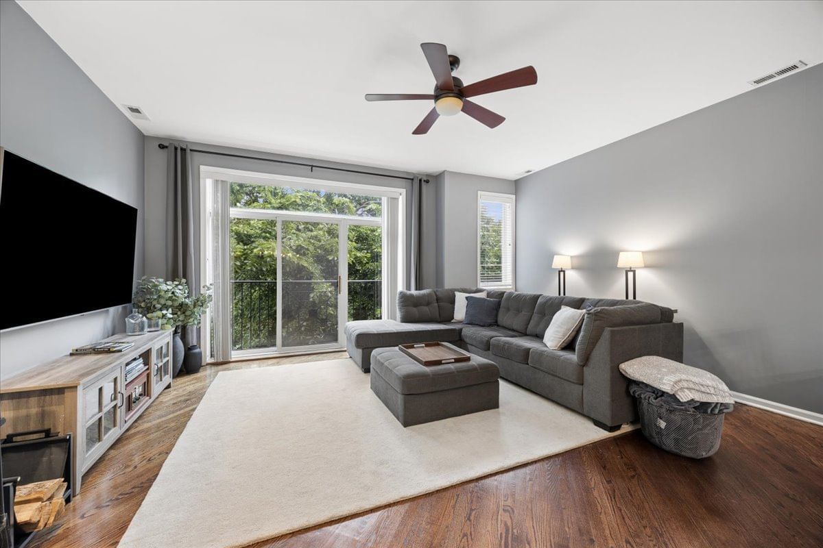 2724 W Cortez Street #3, Chicago, IL 60622 — exterior view