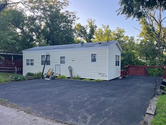 2795 E 28th Lot 908 Road, Seneca, IL 61360 — exterior view