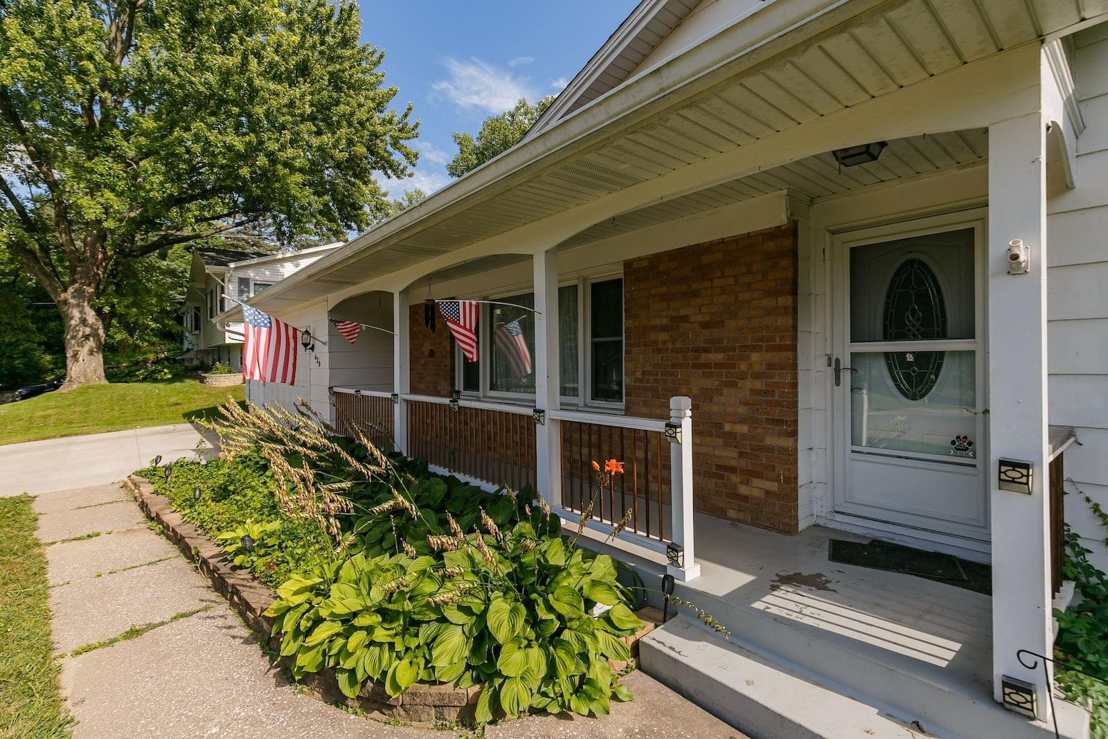 630 84th Avenue, Rock Island, IL 61201 — exterior view