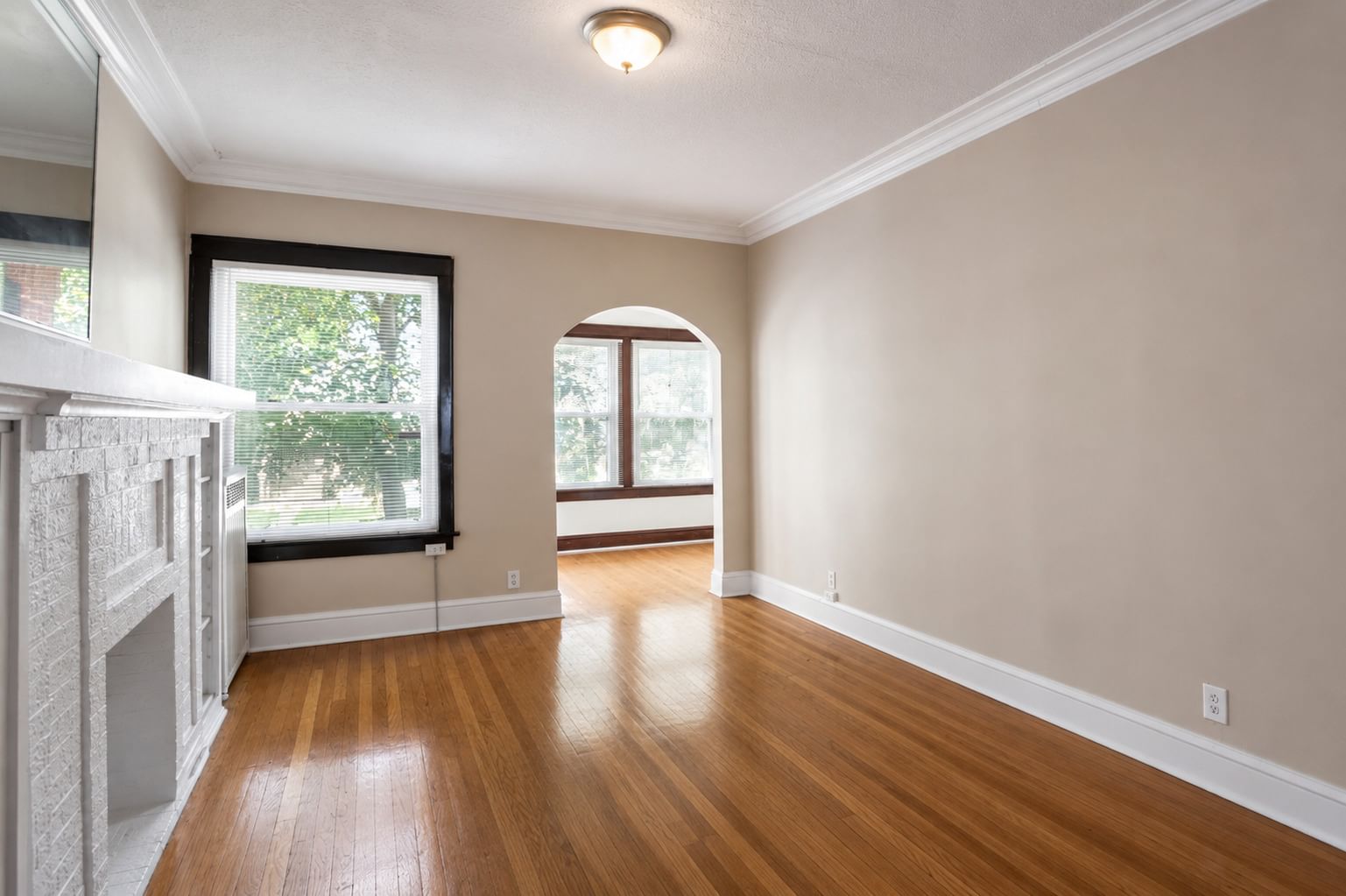 1528 E 74th Place #1W, Chicago, IL 60619 — exterior view