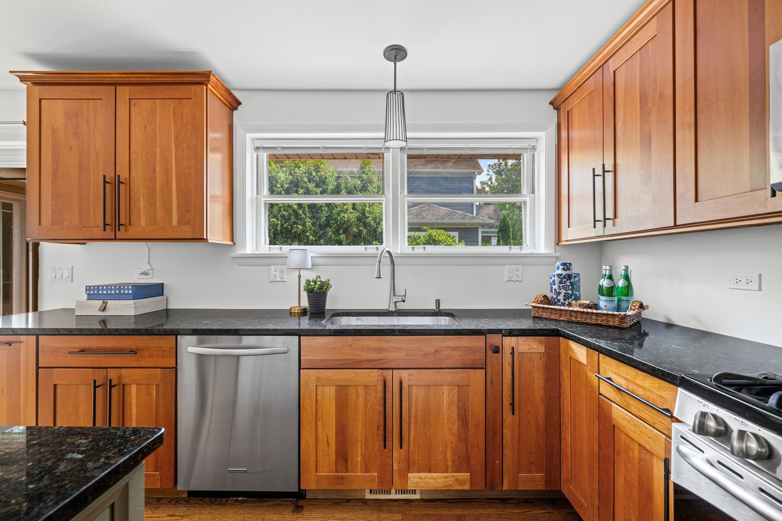 1120 Manor Drive, Wilmette, IL 60091 — kitchen view