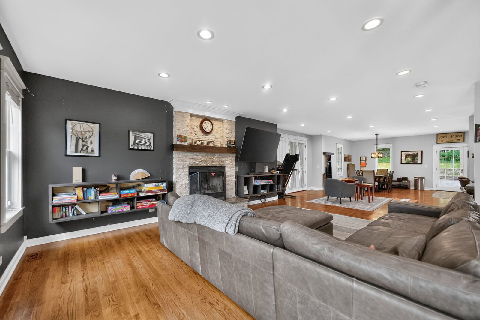 108 N Main Street, Algonquin, IL 60102 — kitchen view