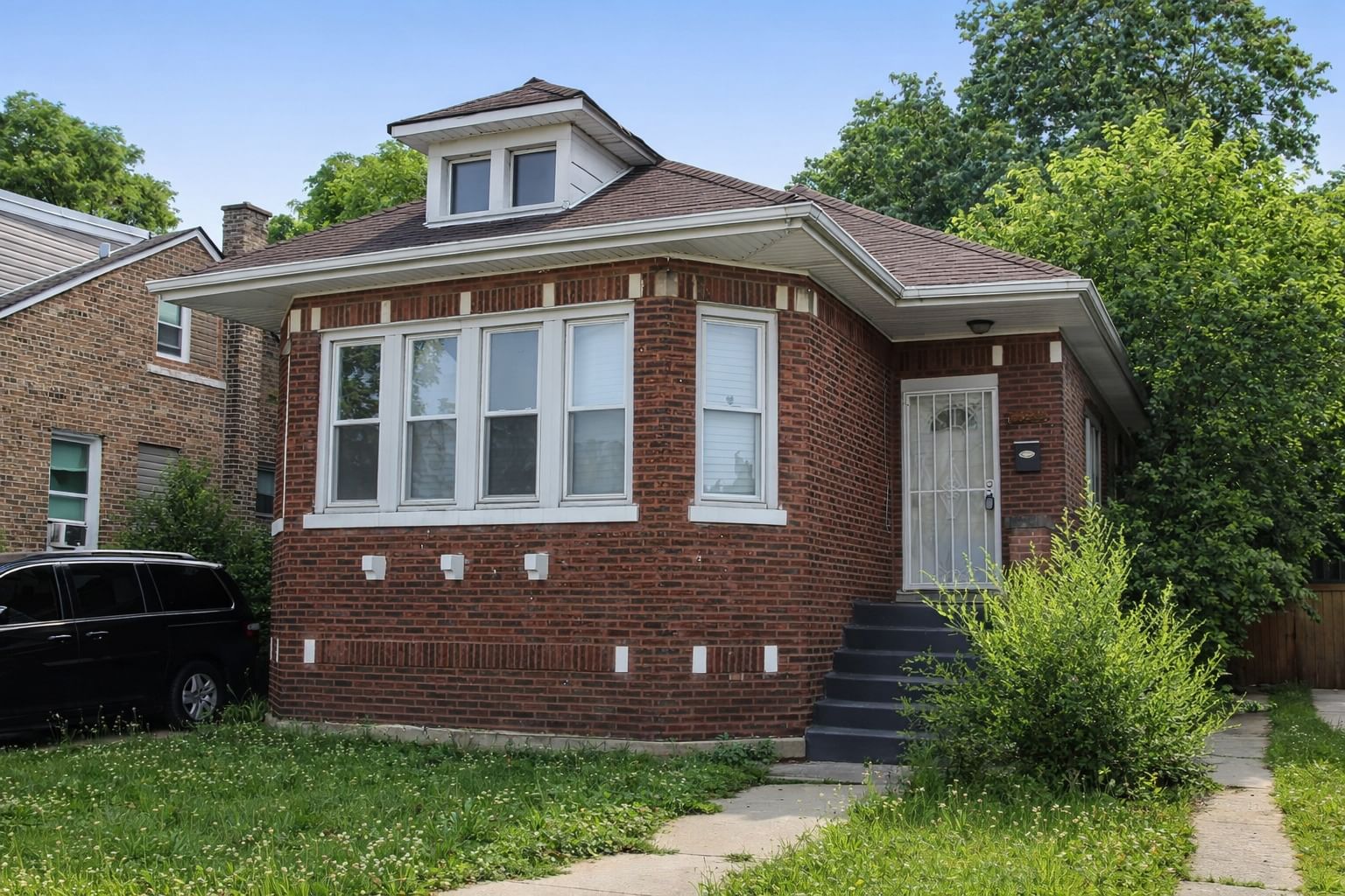 7529 S EMERALD Avenue, Chicago, IL 60620 — exterior view