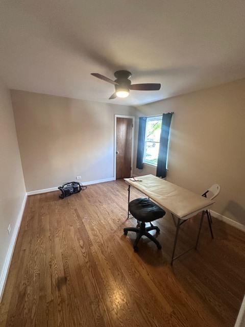 5224 S Rutherford Avenue, Chicago, IL 60638 — living view