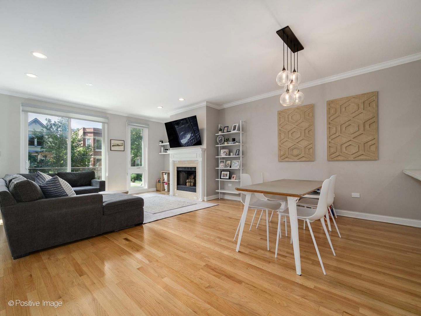 1542 W School Street #A, Chicago, IL 60657 — exterior view