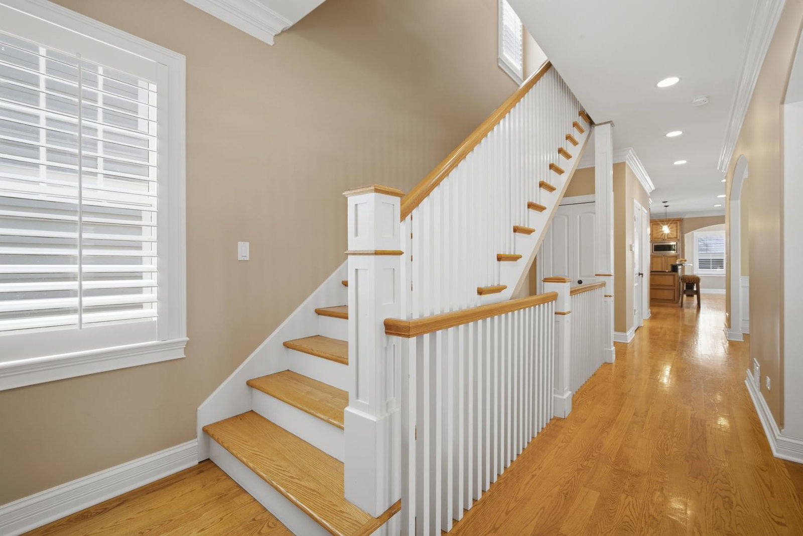 1308 Edgewood Road, Lake Forest, IL 60045 — kitchen view