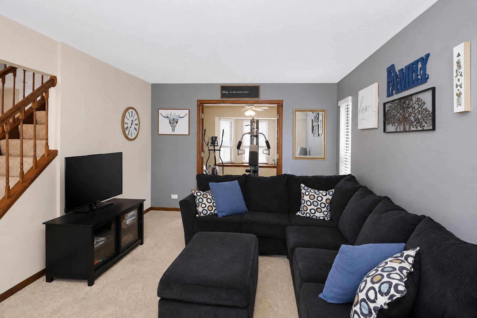 685 Morning Glory Lane, Bartlett, IL 60103 — kitchen view
