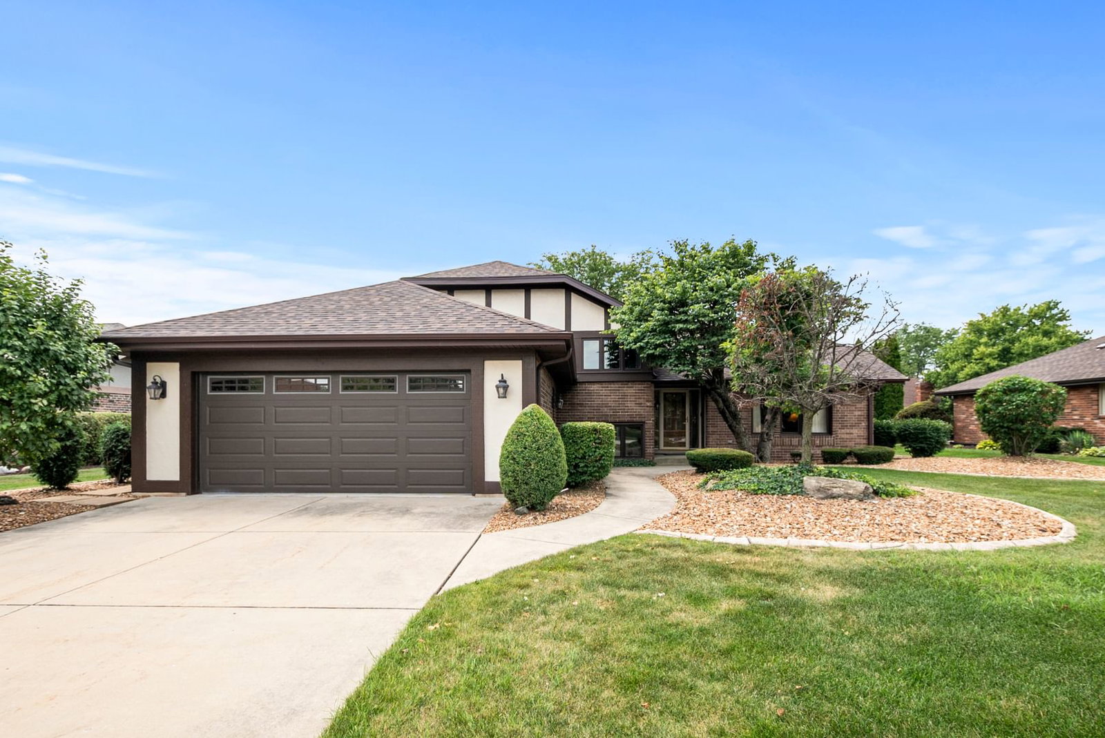8247 Shipston Street, Orland Park, IL 60462 — exterior view