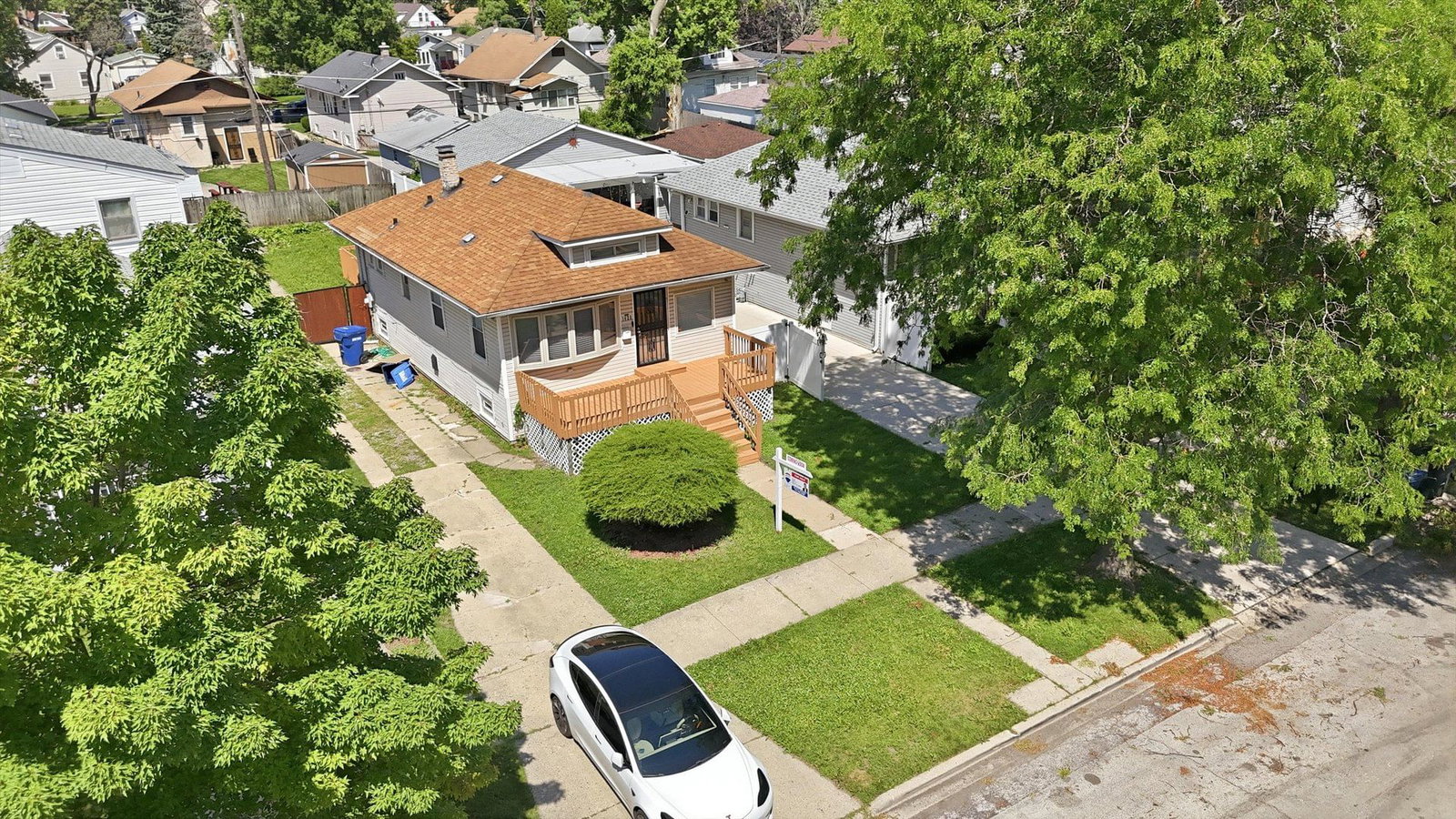 1426 S 18th Avenue, Maywood, IL 60153 — kitchen view