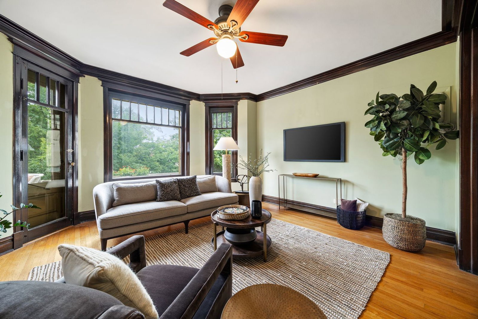 711 Washington Boulevard #2E, Oak Park, IL 60302 — exterior view
