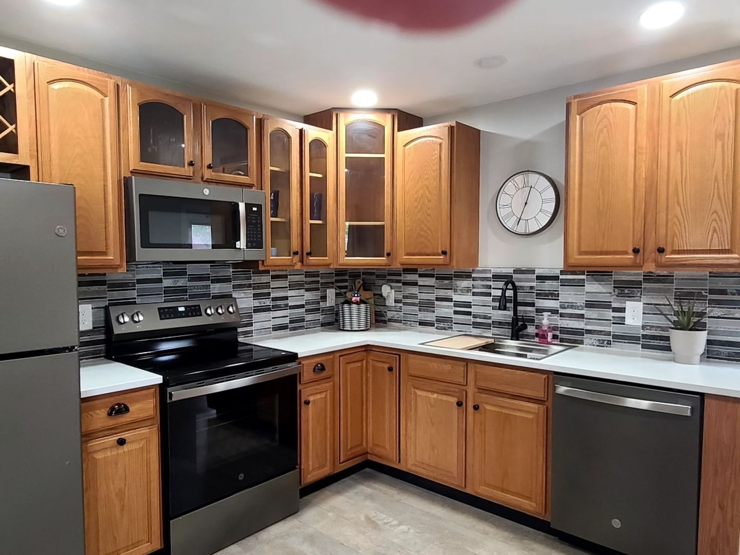 1314 Shawnee Lane, Ottawa, IL 61350 — kitchen view