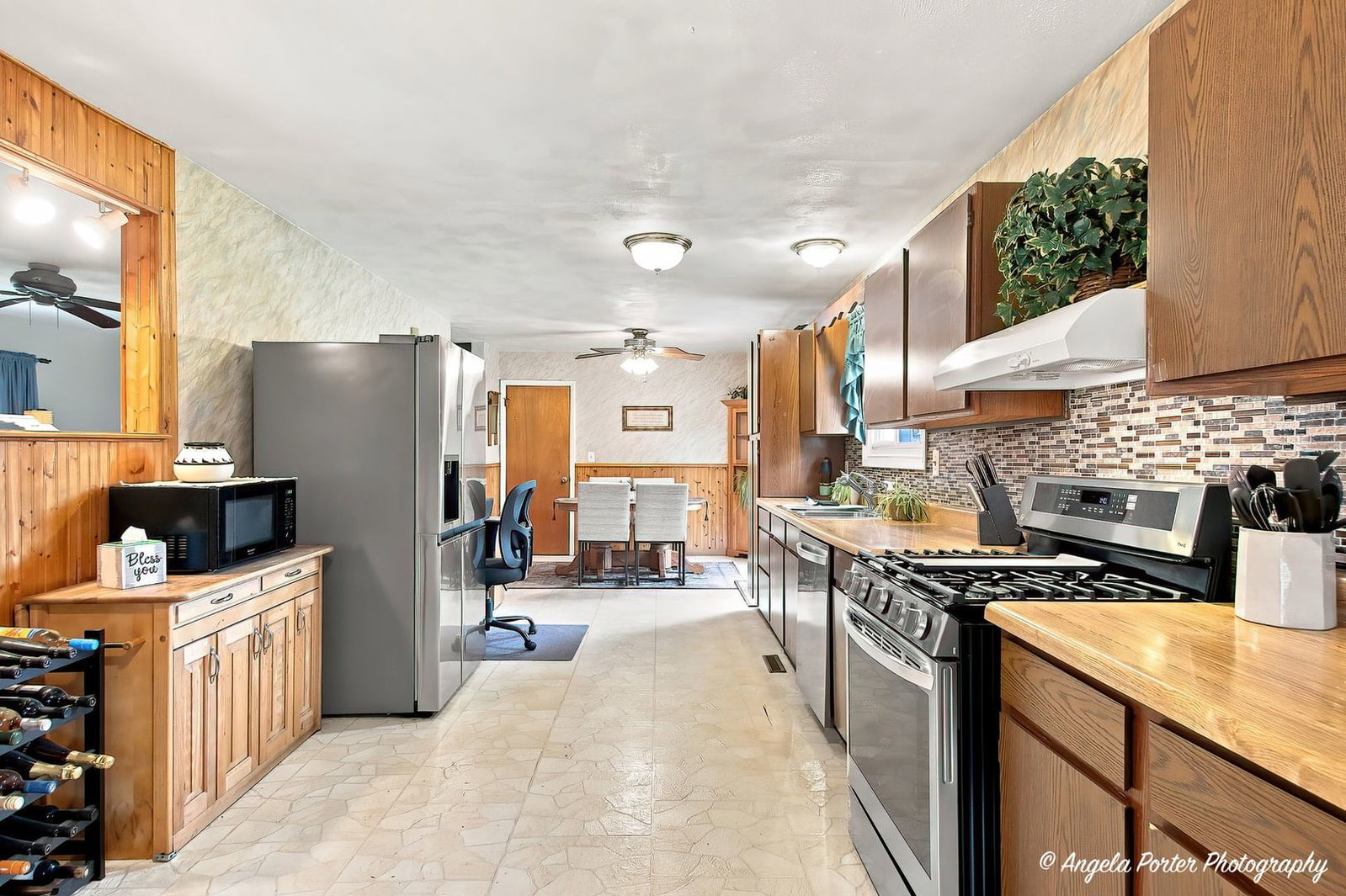 5215 W Nippersink Drive, Richmond, IL 60071 — kitchen view
