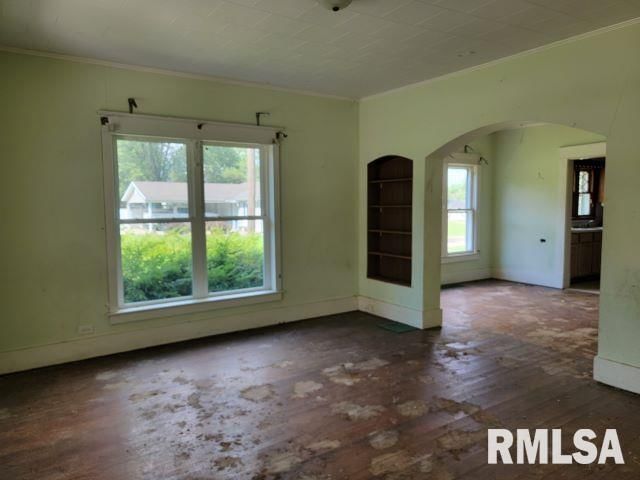 501 S DEAN Street, Royalton, IL 62983 — kitchen view