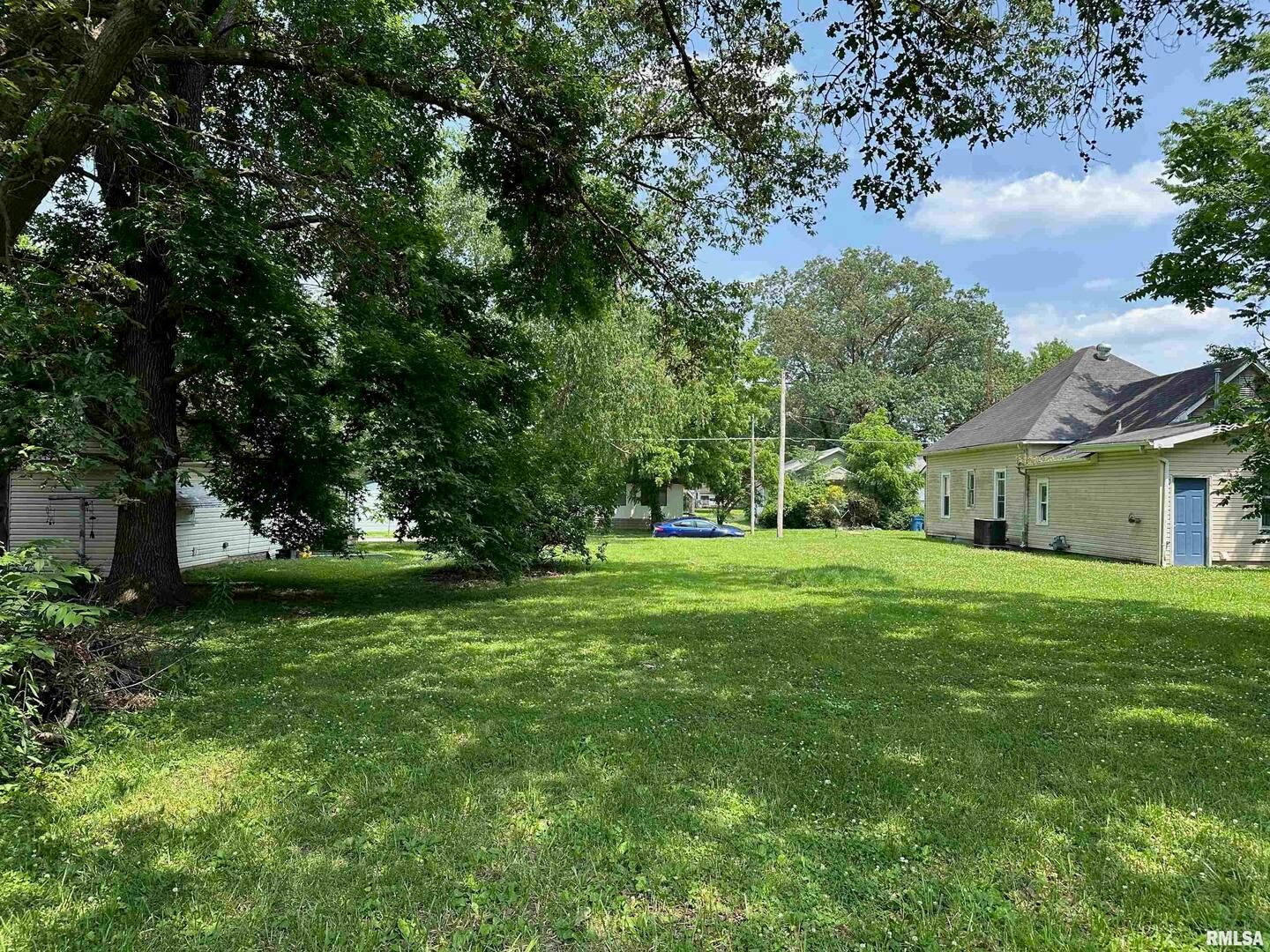 603 S Jesse Street, Christopher, IL 62822 — bedrooms view
