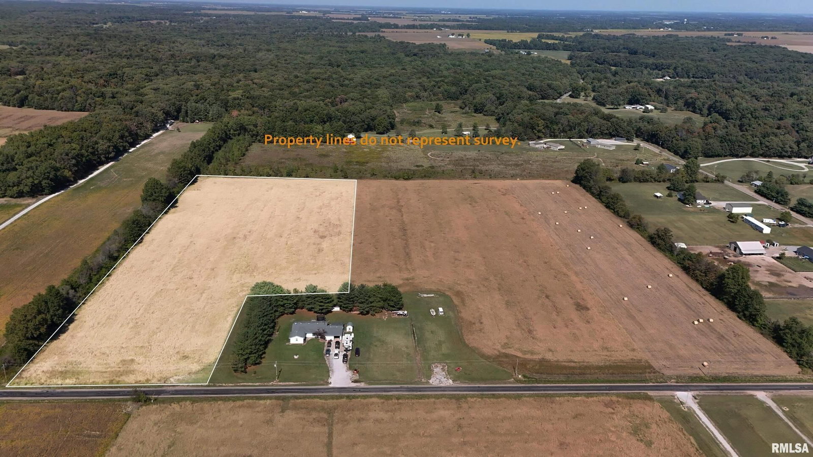 000 W COON CREEK Road, Flora, IL 62839 — exterior front view