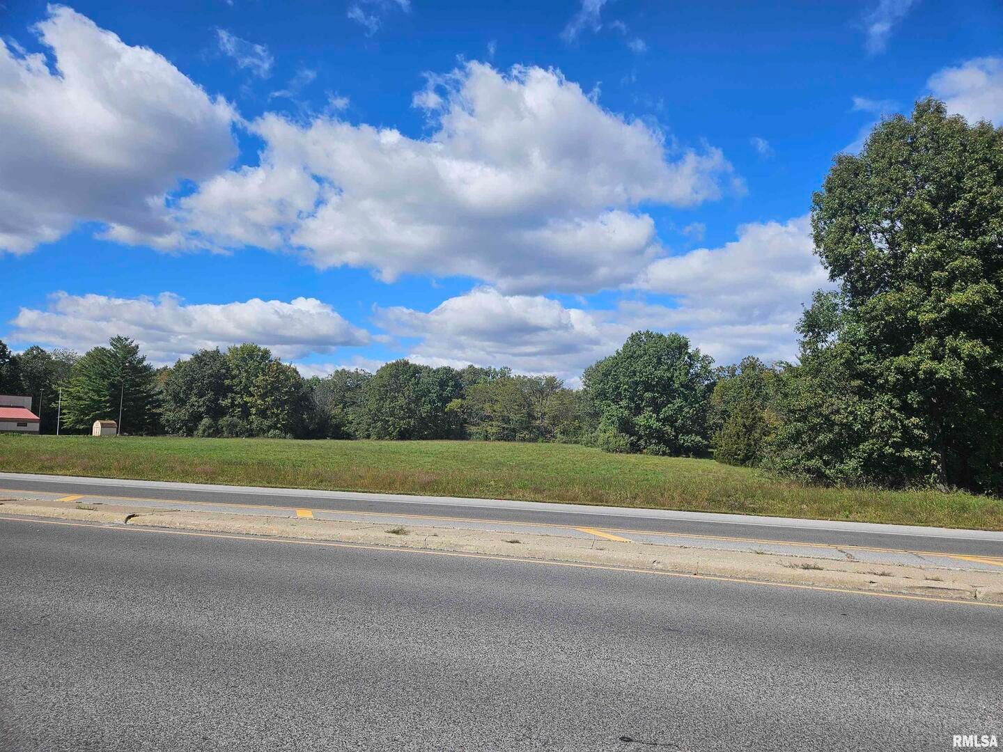 0000 Route 14 Highway, Benton, IL 62812 — exterior view