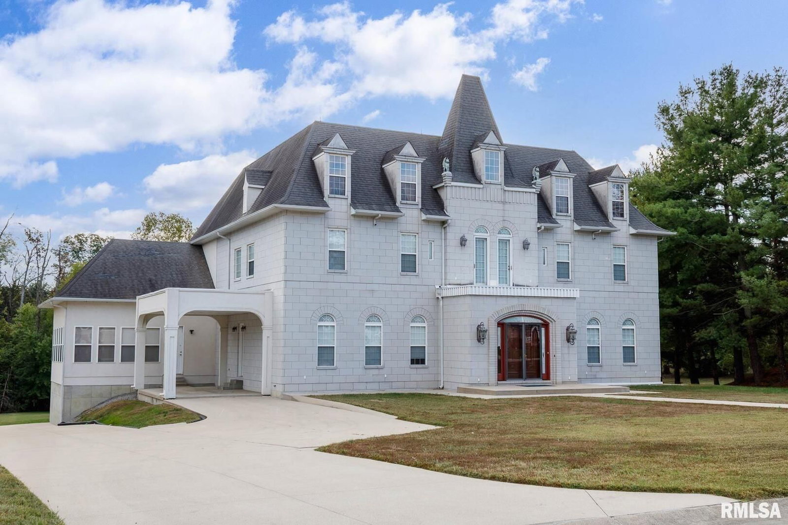 12 Clear Lake Drive, Centralia, IL 62081 — exterior view