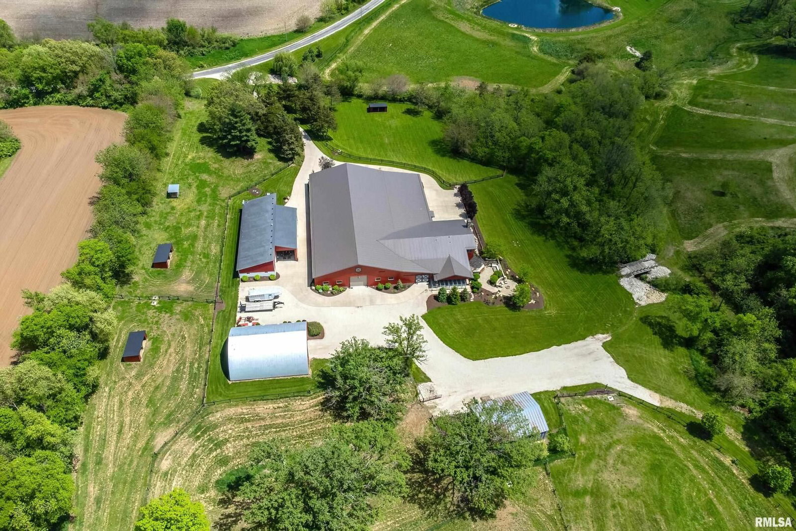 5122 N 230th Street, Port Byron, IL 61275 — exterior view