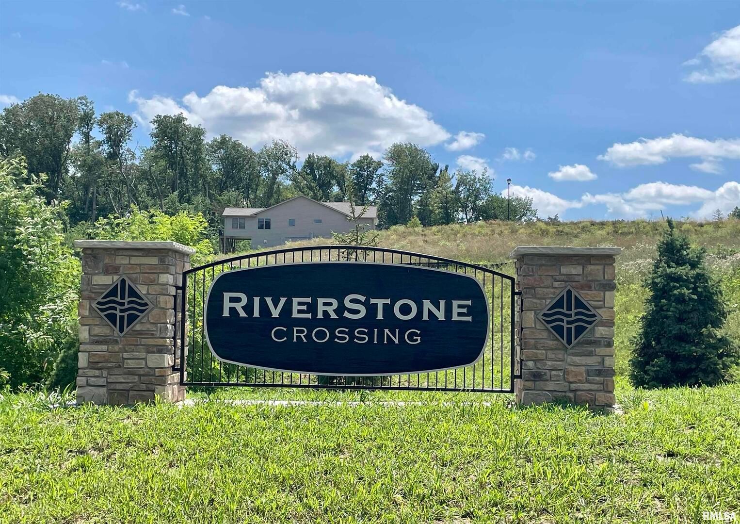 903 Riverstone Road, Clinton, IA 52732 — all view