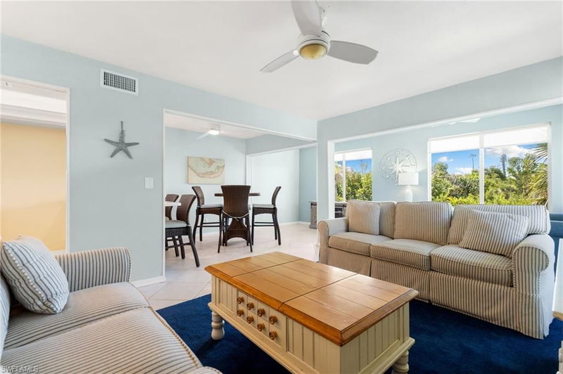 1039 Beach RD photo 5