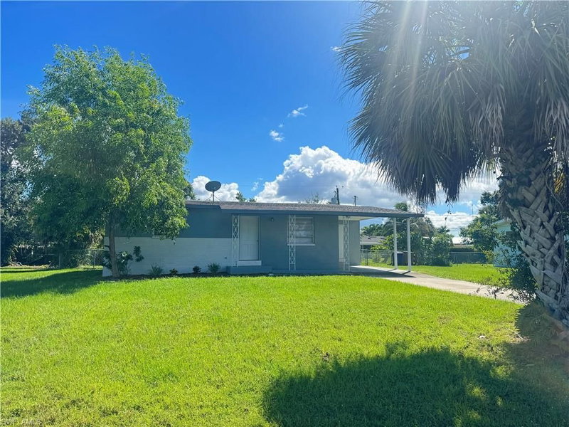4976 Howard ST photo 1