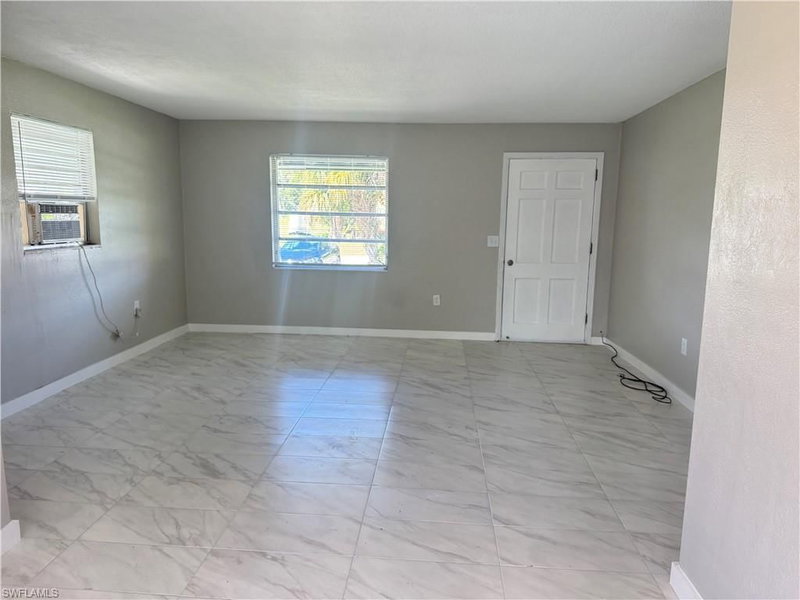 4976 Howard ST photo 5