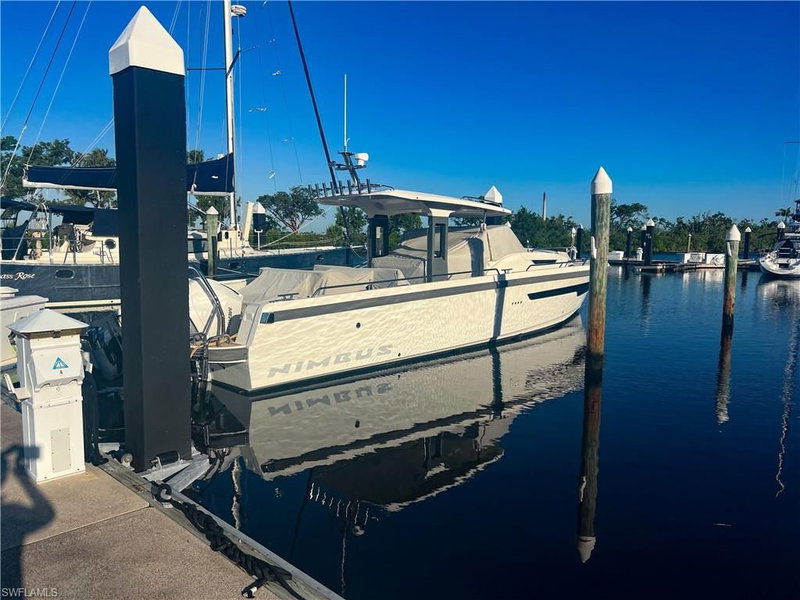 48' BOAT SLIP G-5 GULF HARBOUR MARINA photo 3