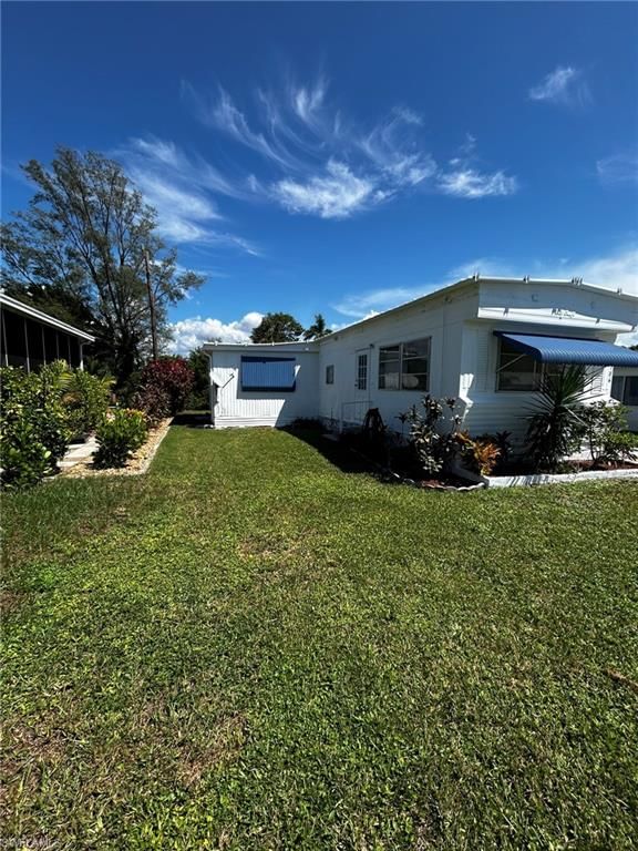 26186 Princess LN photo 3