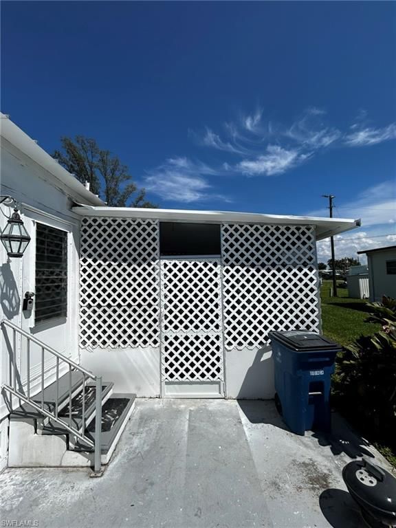 26186 Princess LN photo 4