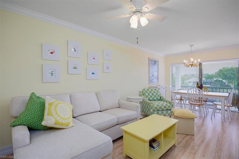 1250 Tennisplace CT photo 1