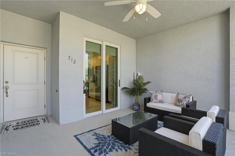 14204 Heritage Landing BLVD photo 3
