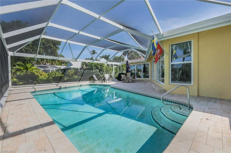 1264 Par View DR photo 1